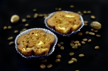 Apple Muffins with Cinnamon